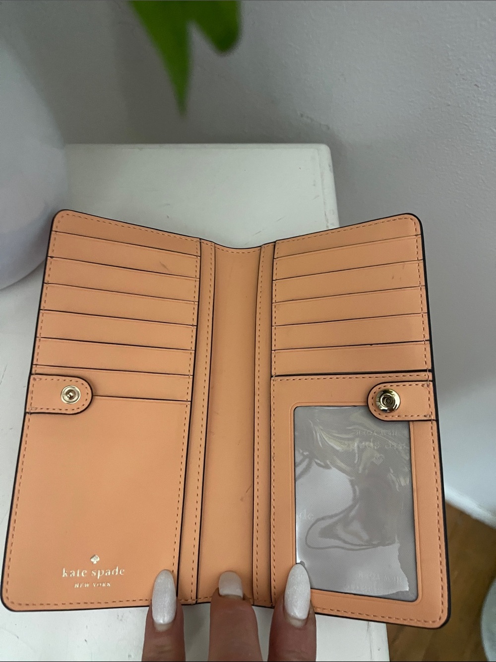 Kate Spade Bubble Gum Pink Leather Wallet with Gold Logo - Picture 6 of 8